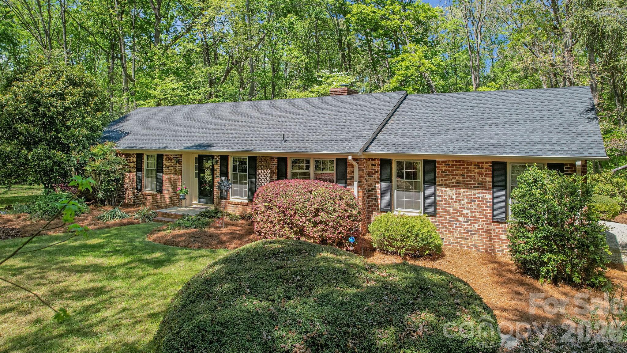 2056 Lawrence, Clover, SC — property listing photo 1