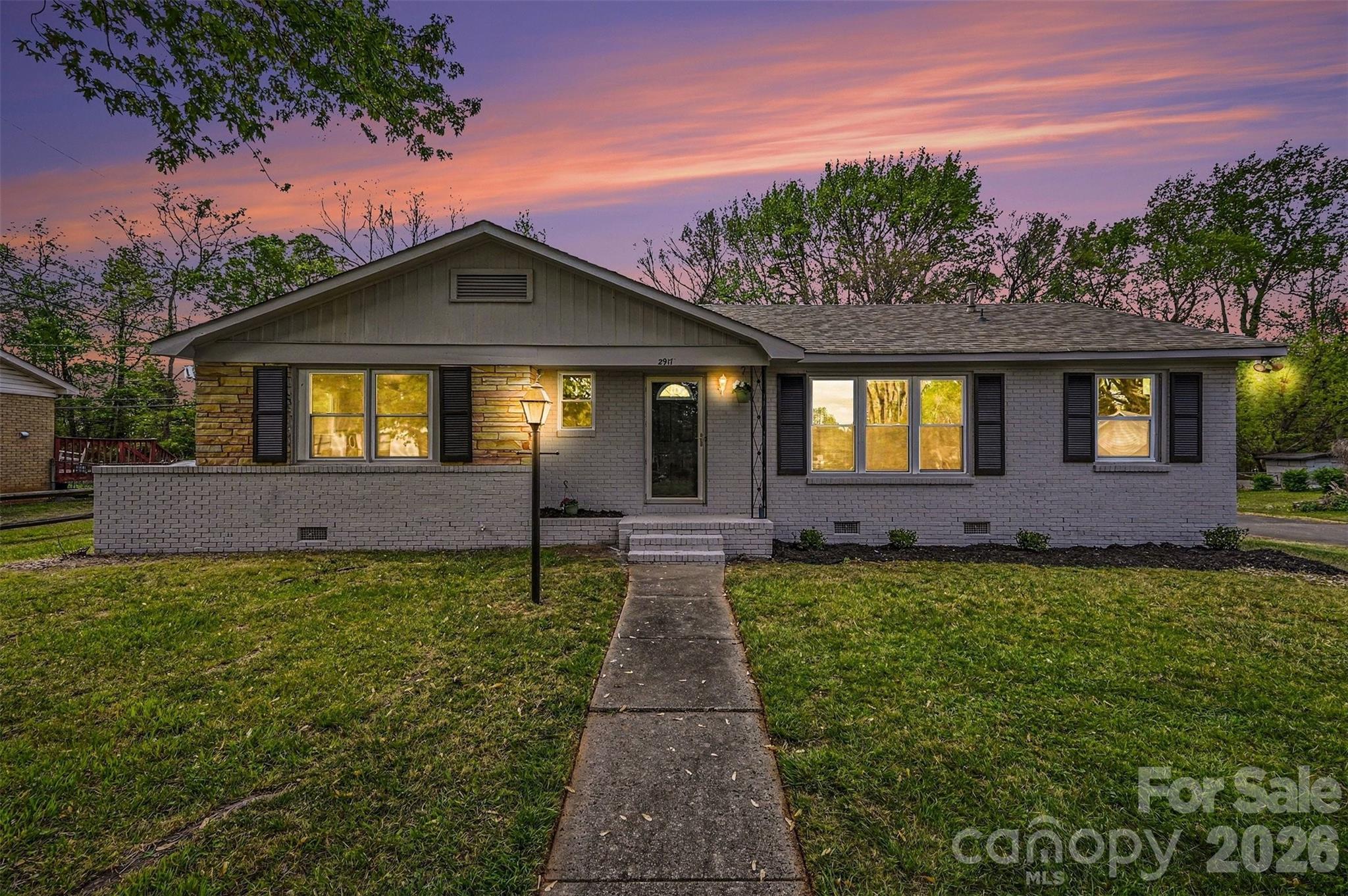 2917 Dalecrest, Charlotte, NC. property listing photo