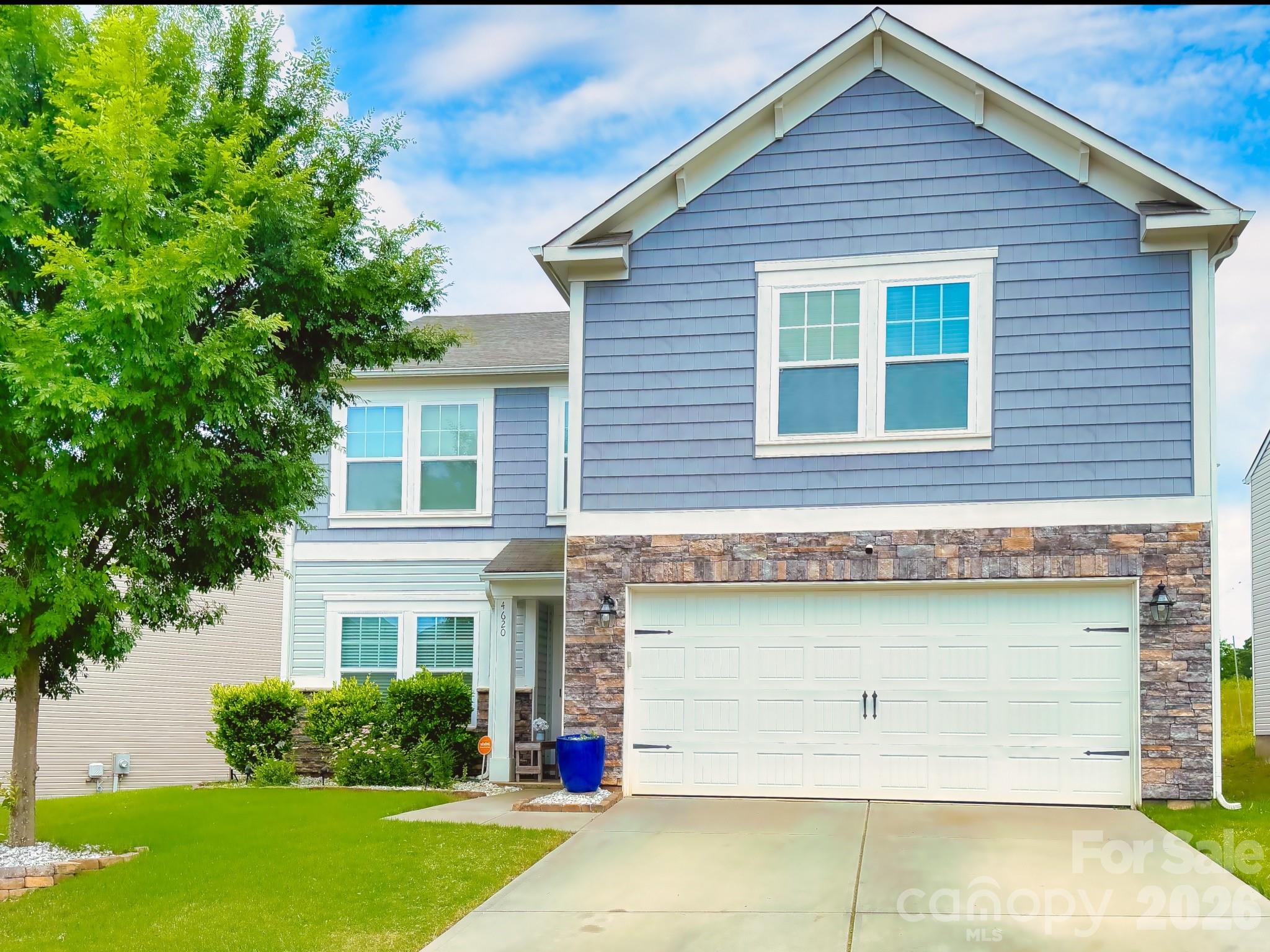 4620 Gibbons Link, Charlotte, NC — property listing photo 1