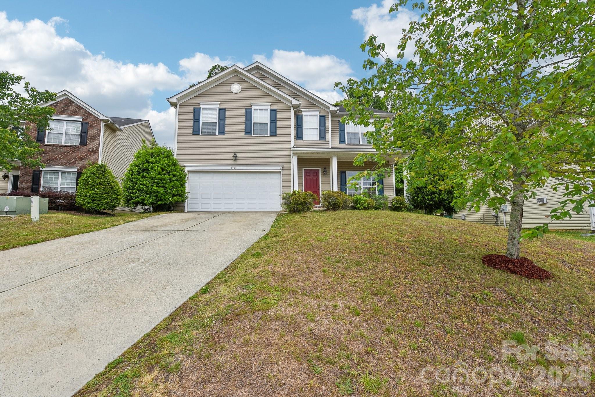 8718 Buttonwood, Charlotte, NC — property listing photo 1