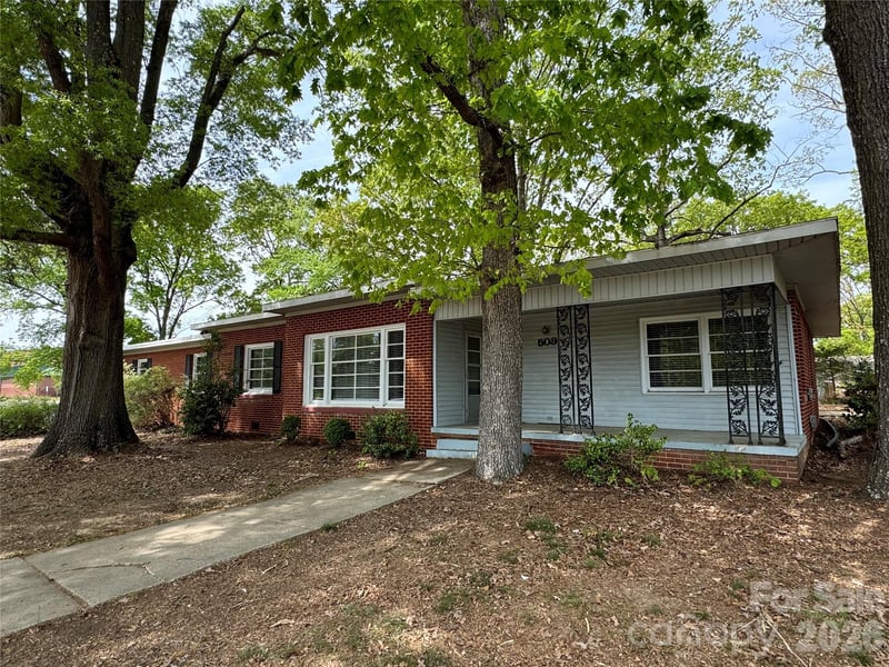509 Main, Locust, NC - 3 beds, 2 baths, 1,768 sqft - $200,000