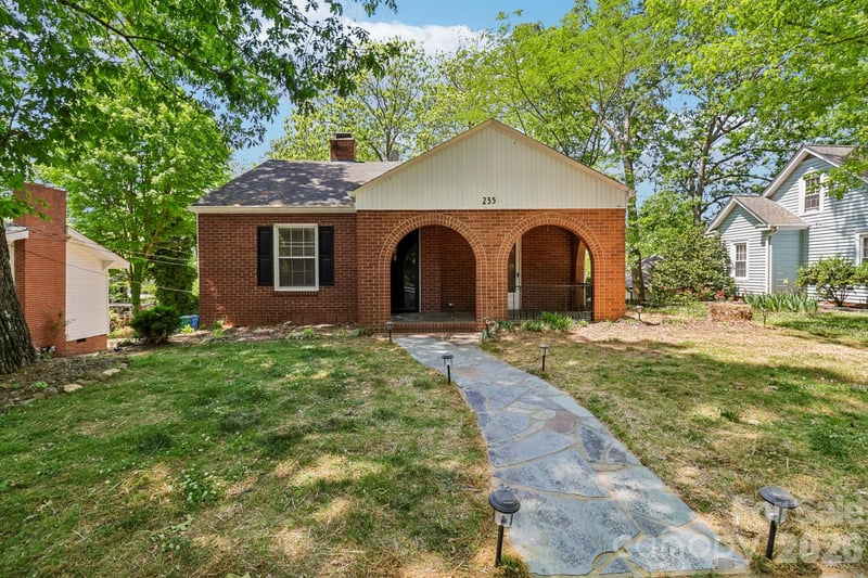 235 N 6th Street, Albemarle, NC - 3 beds, 1 bath, 1,421 sqft - $230,000