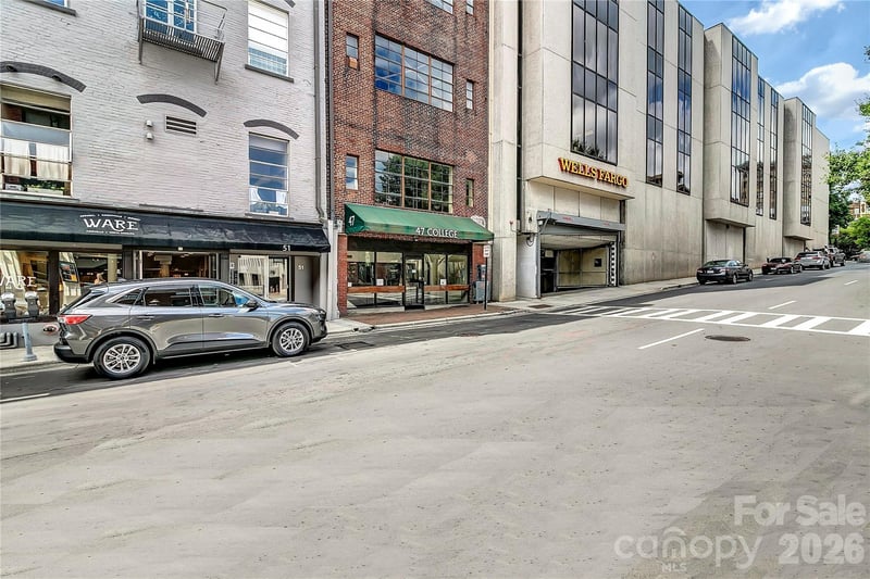 35 Patton Avenue Apt 202, Asheville, NC - 2 beds, 2 baths, 991 sqft - $774,000