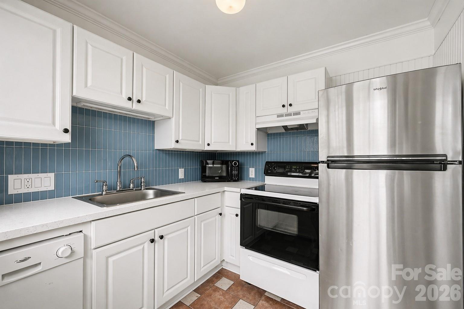 1811 Lynnwood Drive, Charlotte, NC. property listing photo