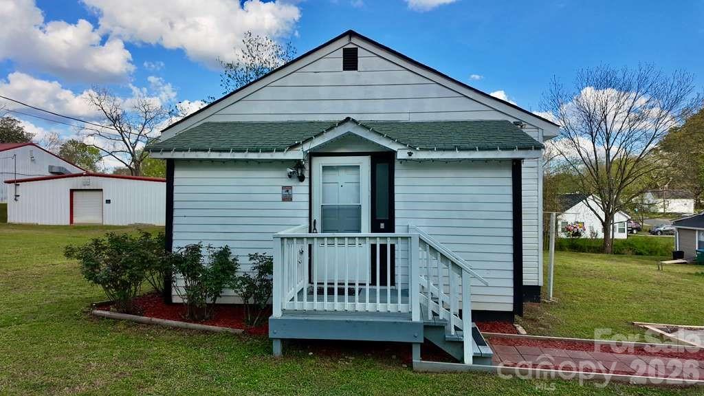 405 12th, Bessemer City, NC. property listing photo