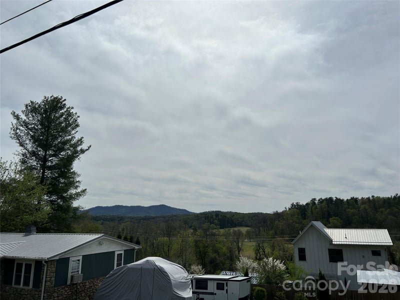 99999 Lamb Avenue Apt 2, Asheville, NC -  - $75,000