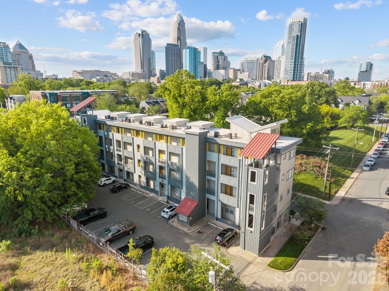 514 W 10th Street Apt 403, Charlotte, NC - 1 bed, 1 bath, 469 sqft - $165,000