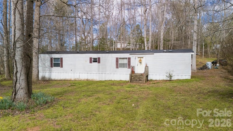 133 Birdie Watson Road, Rutherfordton, NC - 2 beds, 2 baths, 1,008 sqft - $165,000
