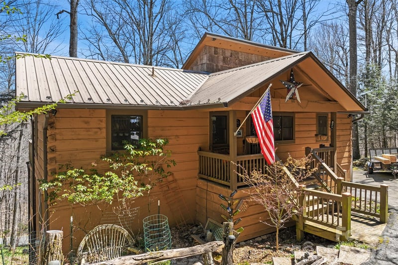 343 Chestnut Village Lane 11 & 12, Mars Hill, NC - 3 beds, 2.5 baths, 2,084 sqft - $475,000