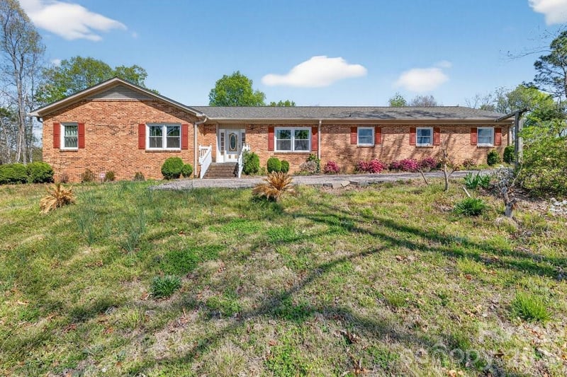 3600 Davidson Highway, Concord, NC - 3 beds, 3 baths, 3,070 sqft - $545,000