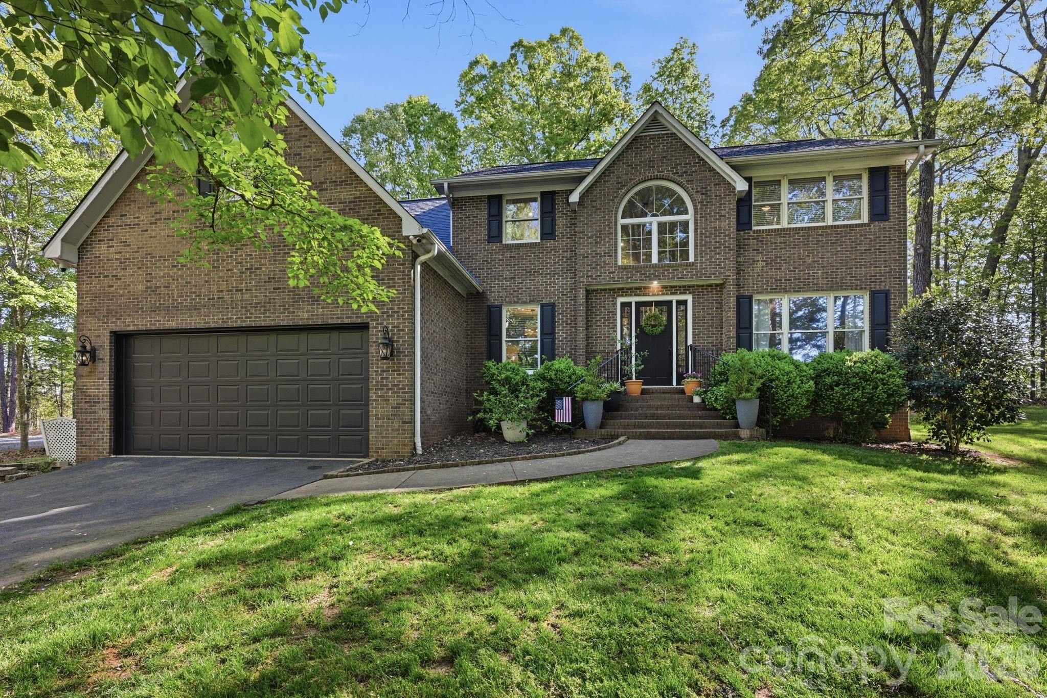 7319 Gilead, Huntersville, NC — property listing photo 1