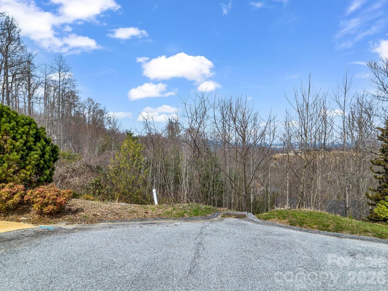 2325 Pommel Road Apt 2325, Hendersonville, NC -  - $62,500