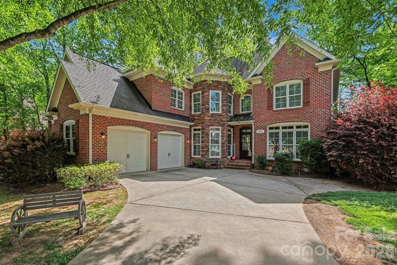 232 Birdie Drive, Stanley, NC - 5 beds, 4.5 baths, 3,464 sqft - $800,000