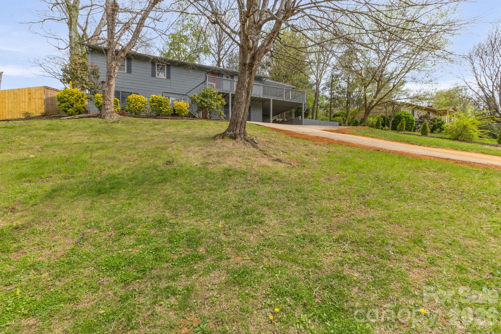 147 Elkwood Road, Asheville, NC. property listing photo