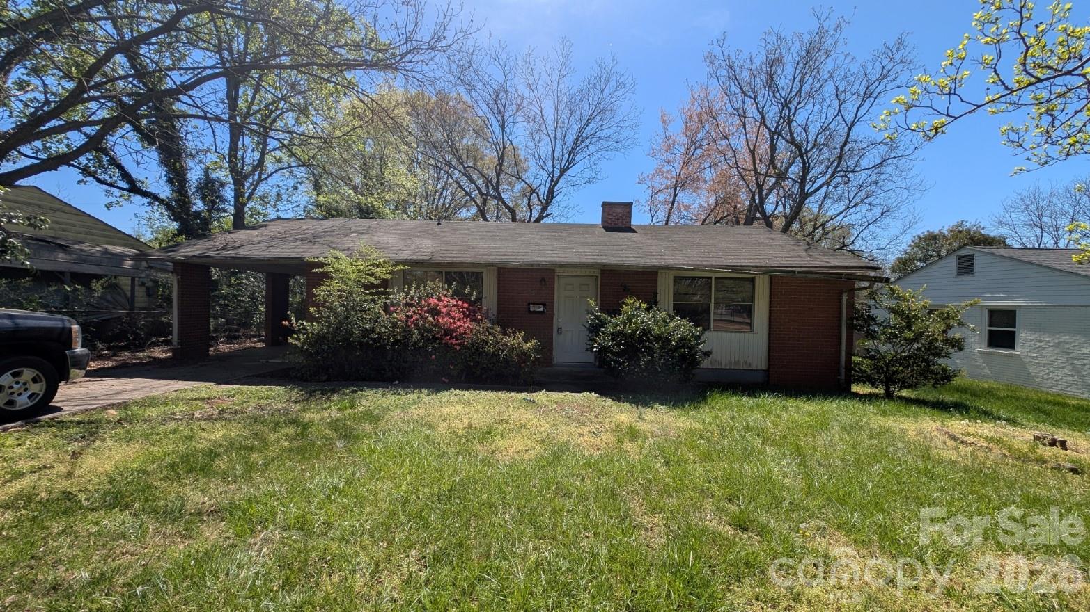 2715 Southwest, Charlotte, NC. property listing photo