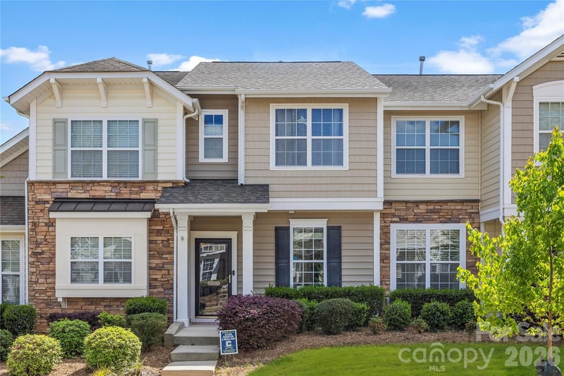 8033 Willow Branch Drive, Waxhaw, NC - 2 beds, 2.5 baths, 1,102 sqft - $315,000