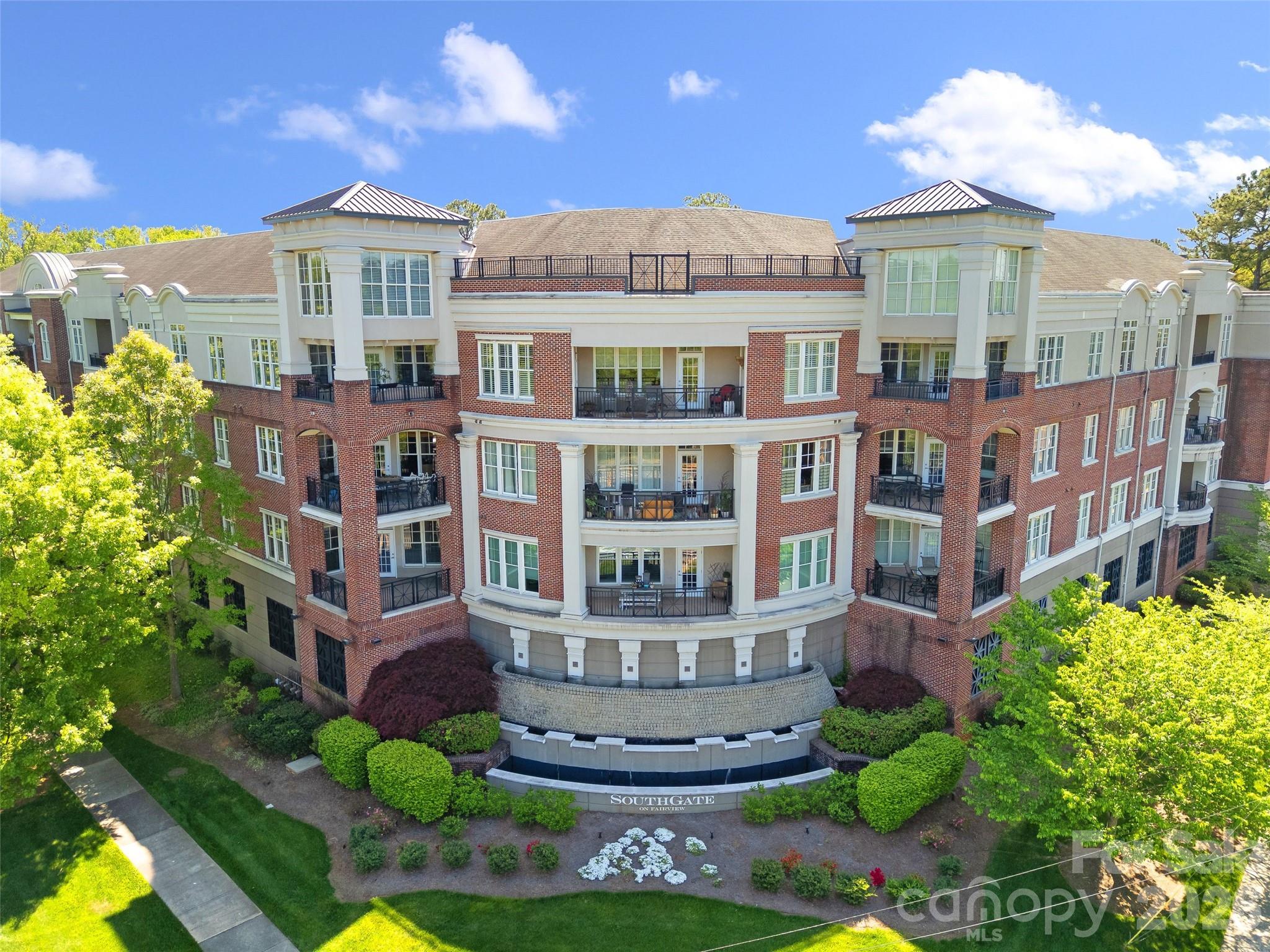 5425 Closeburn Road Apt 215, Charlotte, NC. property listing photo