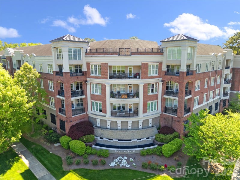 5425 Closeburn Road Apt 215, Charlotte, NC - 3 beds, 2.5 baths, 1,689 sqft - $675,000