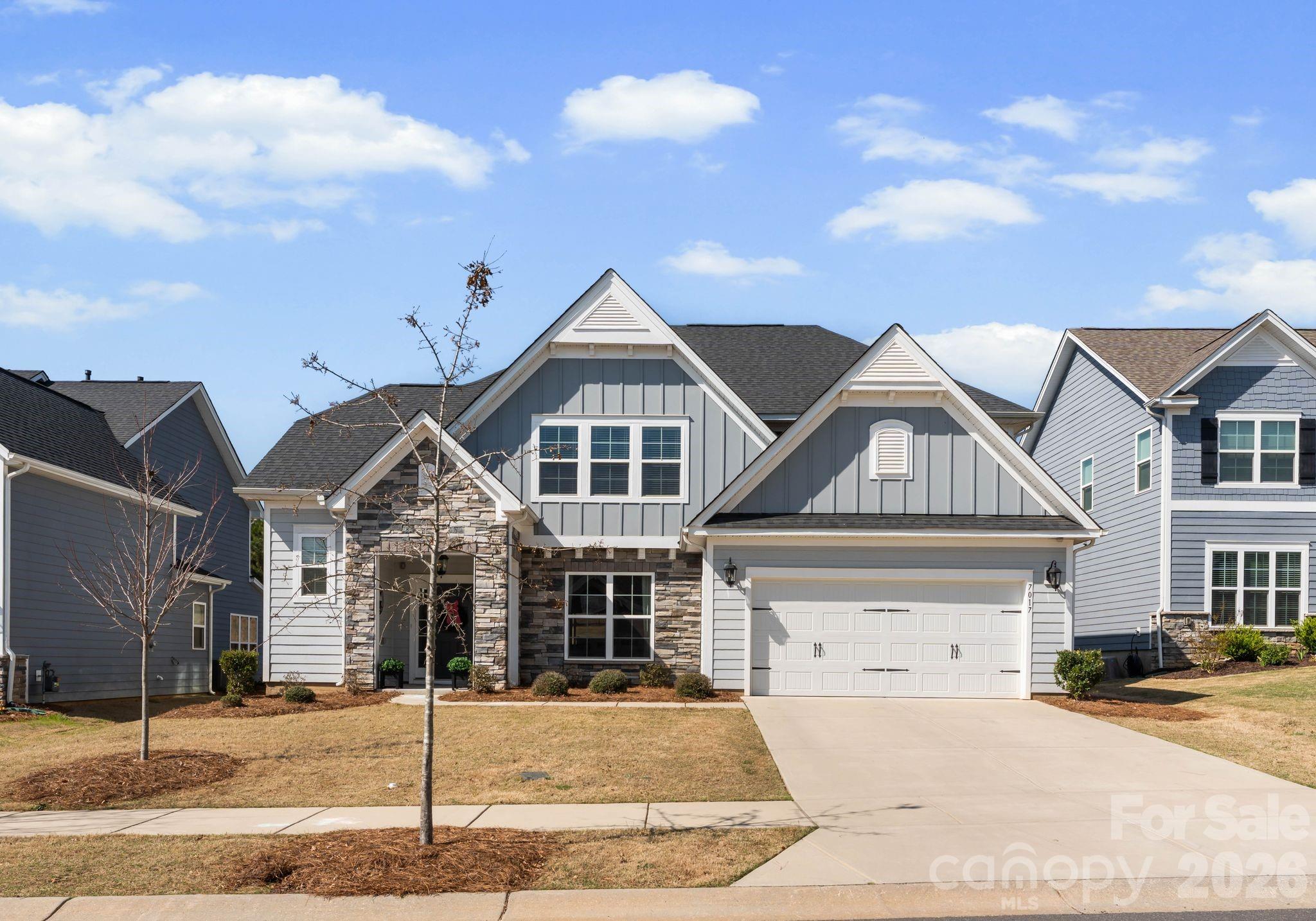 7017 Kingfisher Way, Belmont, NC. property listing photo