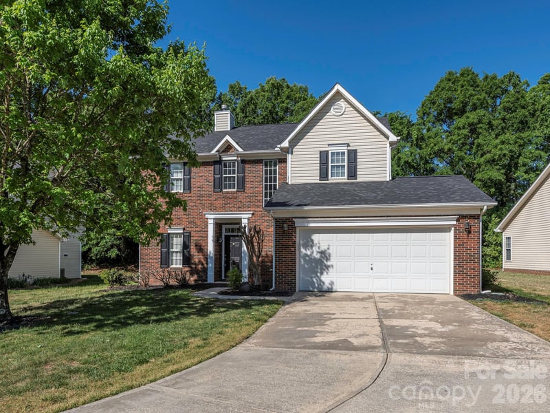 11709 Borchetta Drive, Charlotte, NC - 3 beds, 2.5 baths, 1,851 sqft - $539,900