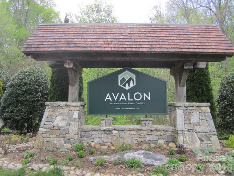 000 Signature Row Boulevard Lot 17, Waynesville, NC -  - $225,000