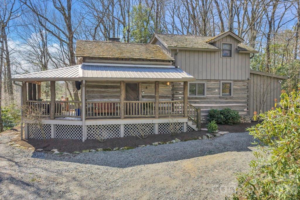 572 Skyland View Drive, Blowing Rock, NC. property listing photo