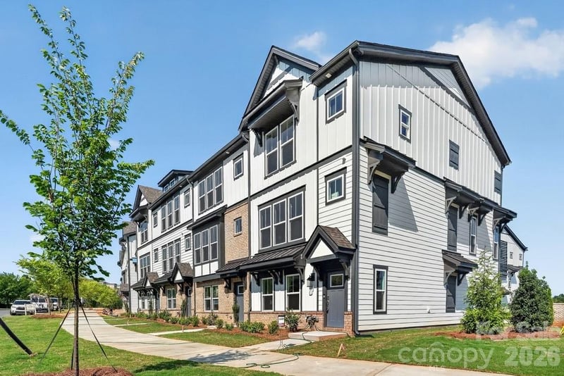 1804 Alexander Village Main Drive, Charlotte, NC - 3 beds, 3 baths, 1,952 sqft - $434,990