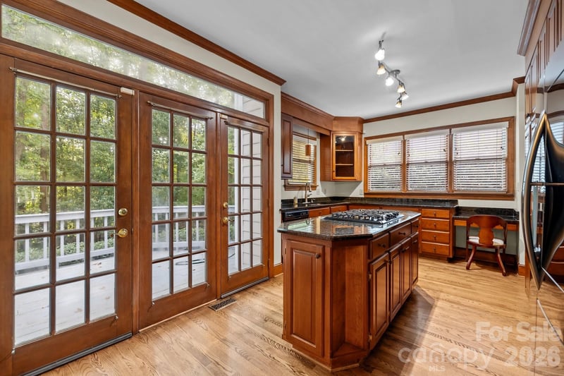 230 N Brackenbury Lane, Charlotte, NC - 5 beds, 2.5 baths, 3,726 sqft - $849,000