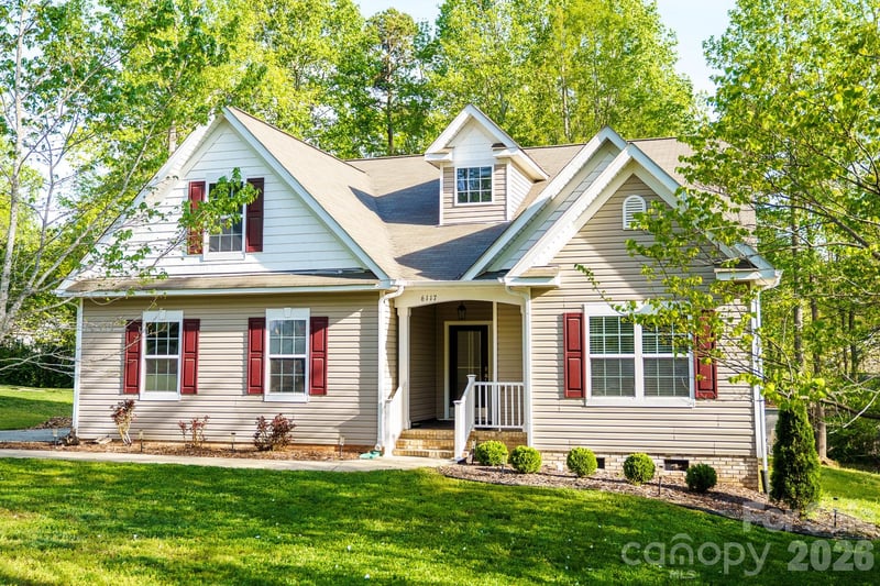 6117 Robert Street, Huntersville, NC - 3 beds, 2 baths, 2,035 sqft - $465,000