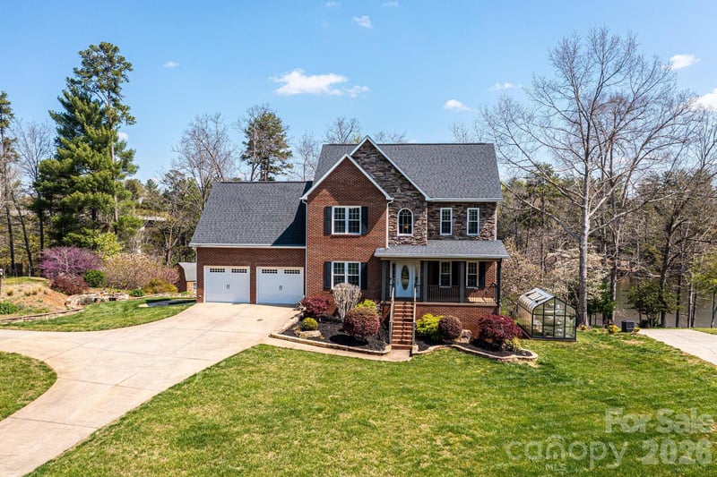 4726 Crystal Falls Avenue, Hickory, NC - 3 beds, 3 baths, 3,389 sqft - $949,000