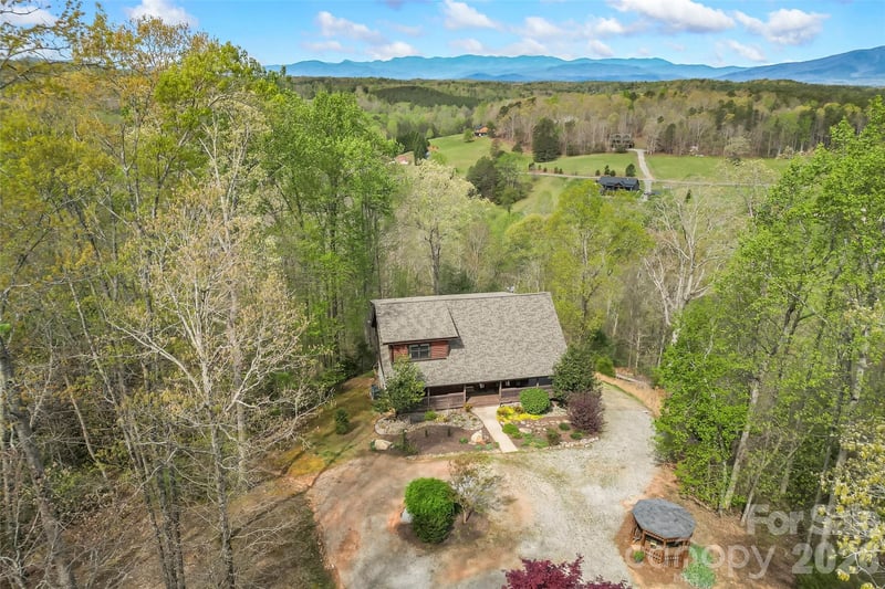 295 Outback Trail Apt 29, Nebo, NC - 3 beds, 3.5 baths, 3,288 sqft - $779,000