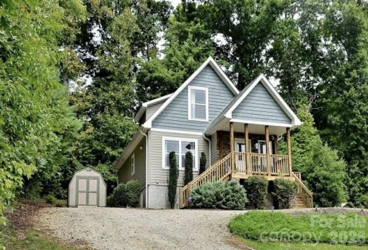 25 Eastwind Lane, Candler, NC. property listing photo