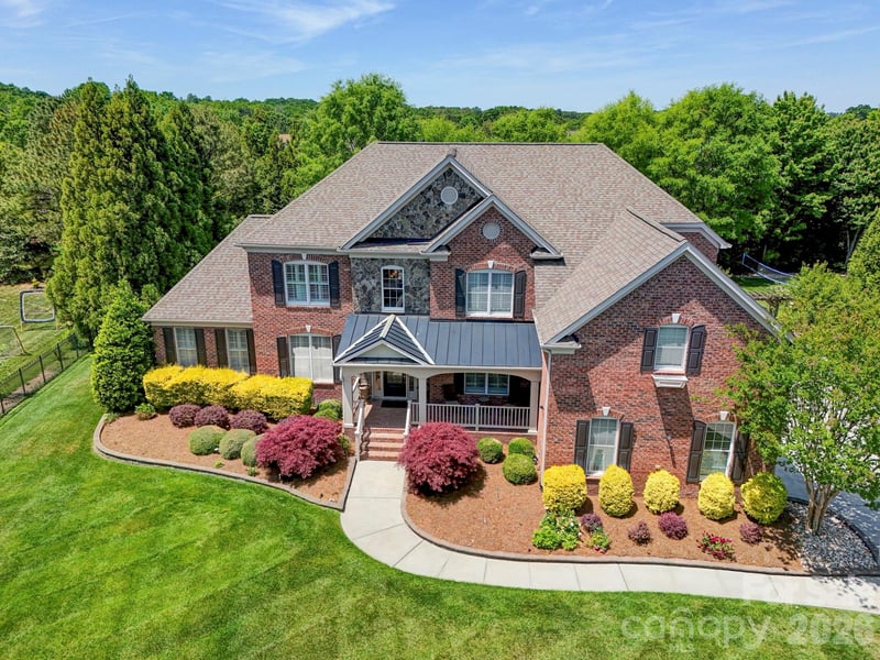725 Wild Berry Court, Waxhaw, NC - 5 beds, 5.5 baths, 6,741 sqft - $1,399,999