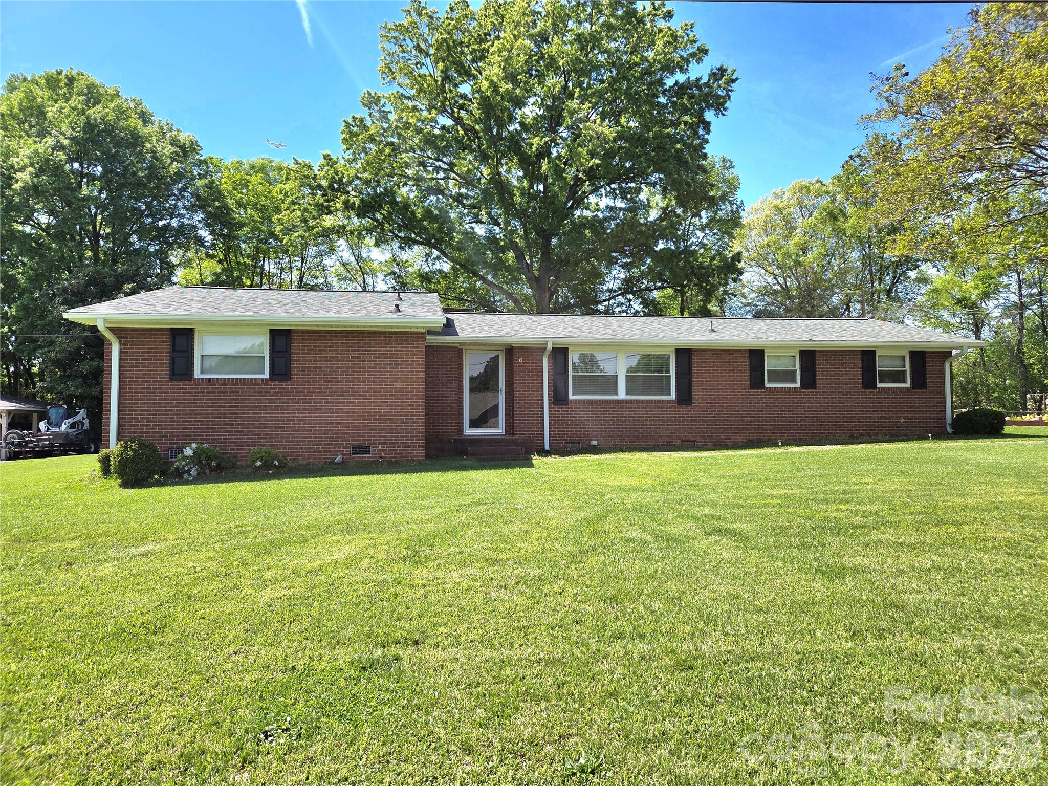 7222 Melody Lane, Charlotte, NC. property listing photo