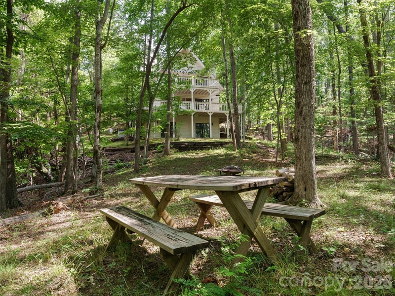 43 Hungryneck Hollow Lane, Saluda, NC - 3 beds, 3 baths, 2,299 sqft - $489,000