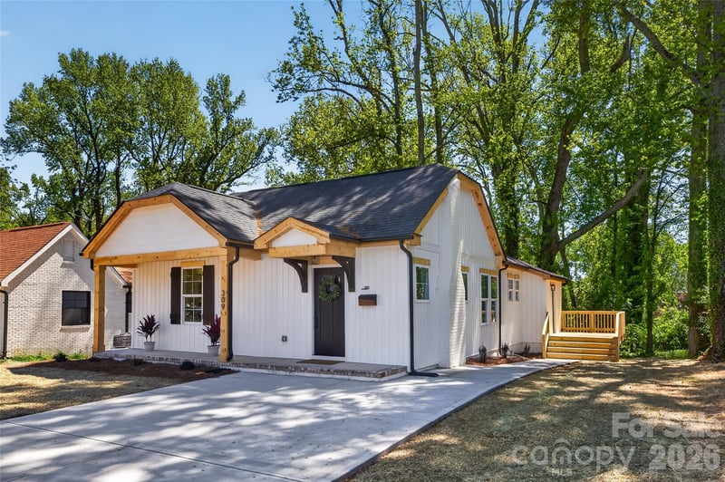 309 Gold, Kings Mountain, NC - 3 beds, 2 baths, 1,408 sqft - $310,000