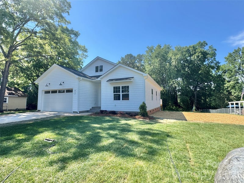 417 W Westview Street, Gastonia, NC - 3 beds, 2 baths, 1,420 sqft - $348,500