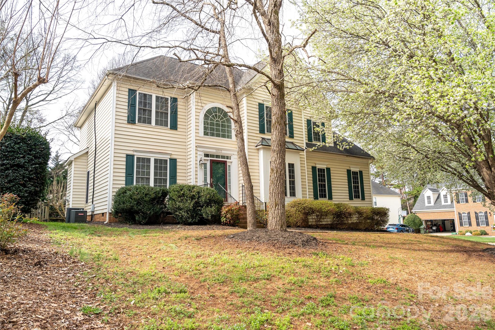 16905 Laureate 16, Huntersville, NC — property listing photo 1