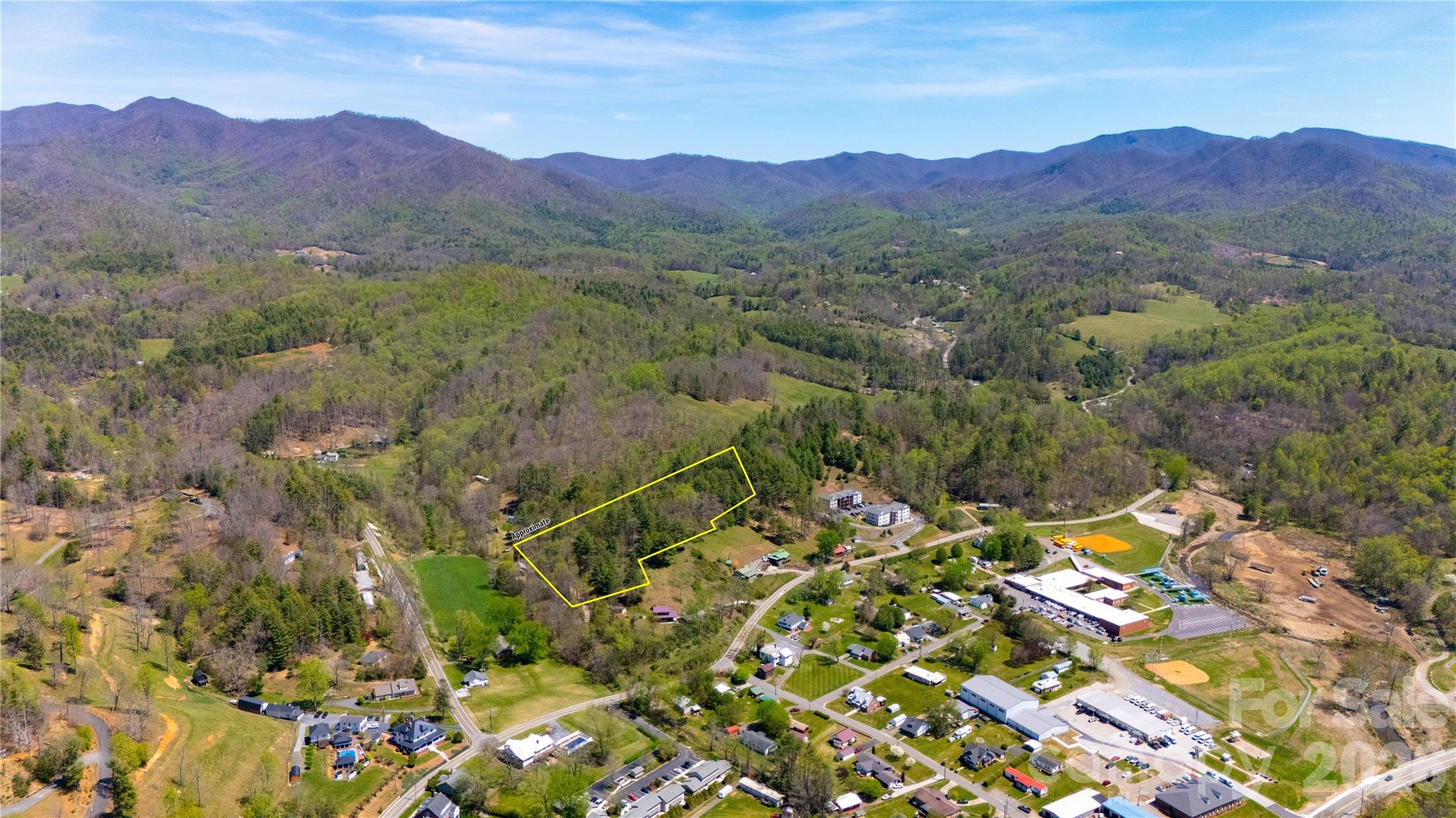 000 Mitchell Avenue, Bakersville, NC. property listing photo