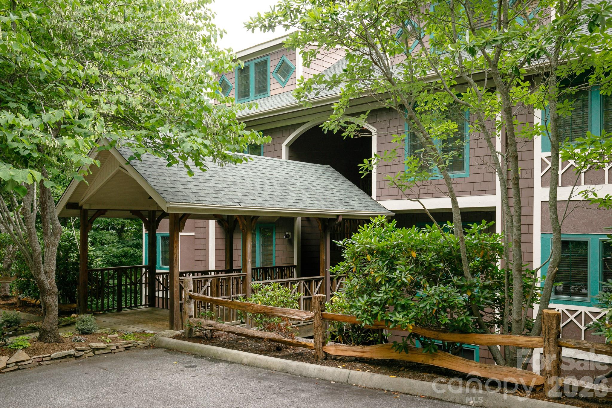 222 Creekside Way D/202, Burnsville, NC. property listing photo