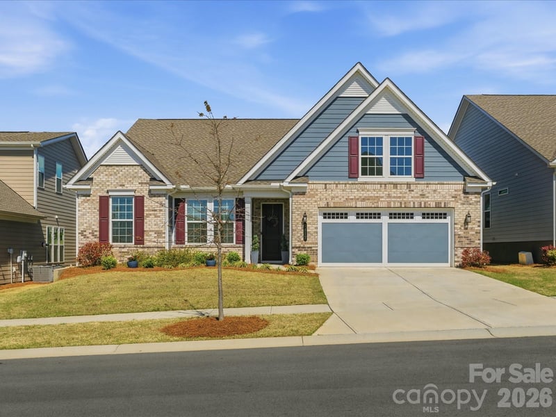 7117 Jolly Brook Drive, Charlotte, NC - 3 beds, 2.5 baths, 2,437 sqft - $660,000