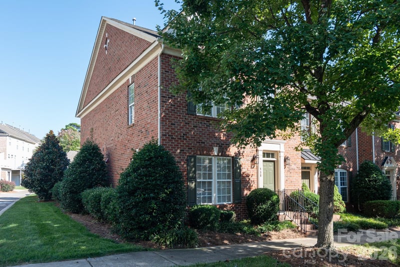 438 Magnolia Street, Davidson, NC - 3 beds, 2.5 baths, 1,883 sqft - $519,900
