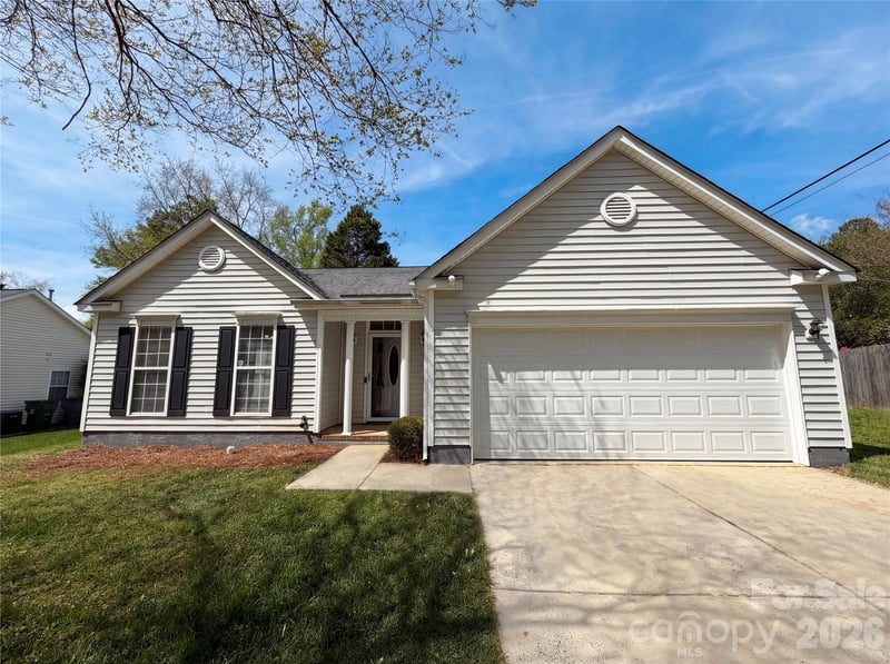 12525 Panthersville, Charlotte, NC - 3 beds, 2 baths, 1,812 sqft - $345,000