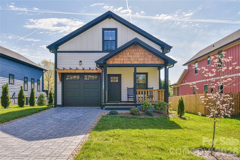 310 Portmanvilla Road, Black Mountain, NC - 4 beds, 2.5 baths, 1,788 sqft - $659,000