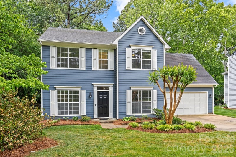 3213 Crescent Knoll, Matthews, NC - 4 beds, 3 baths, 2,271 sqft - $515,000