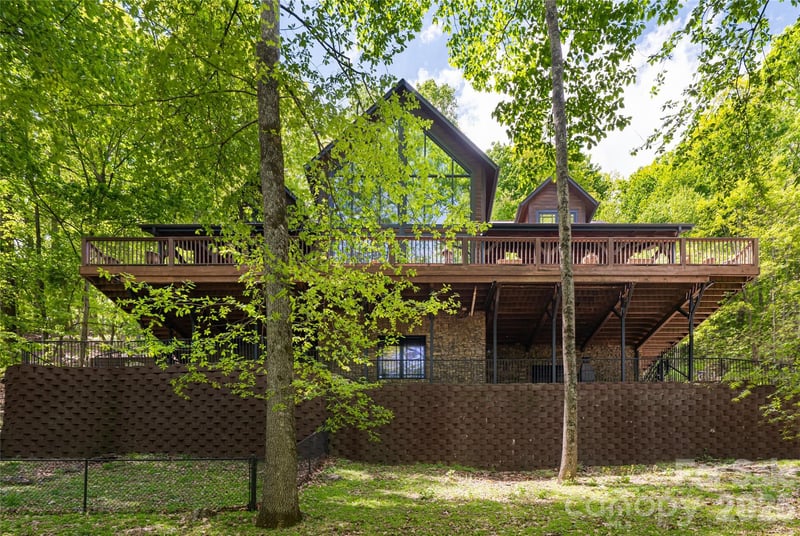 14 Walnut Drive, Mills River, NC - 3 beds, 5 baths, 7,658 sqft - $1,825,000