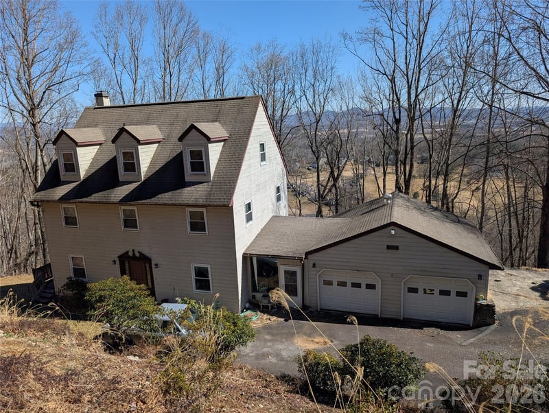 4 Wild Dogwood Trail, Mills River, NC - 4 beds, 2.5 baths, 2,016 sqft - $275,000