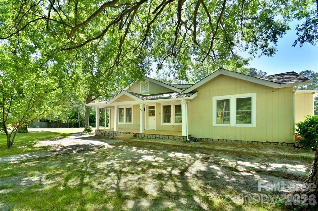 1632 W 5th Avenue C, Gastonia, NC. property listing photo