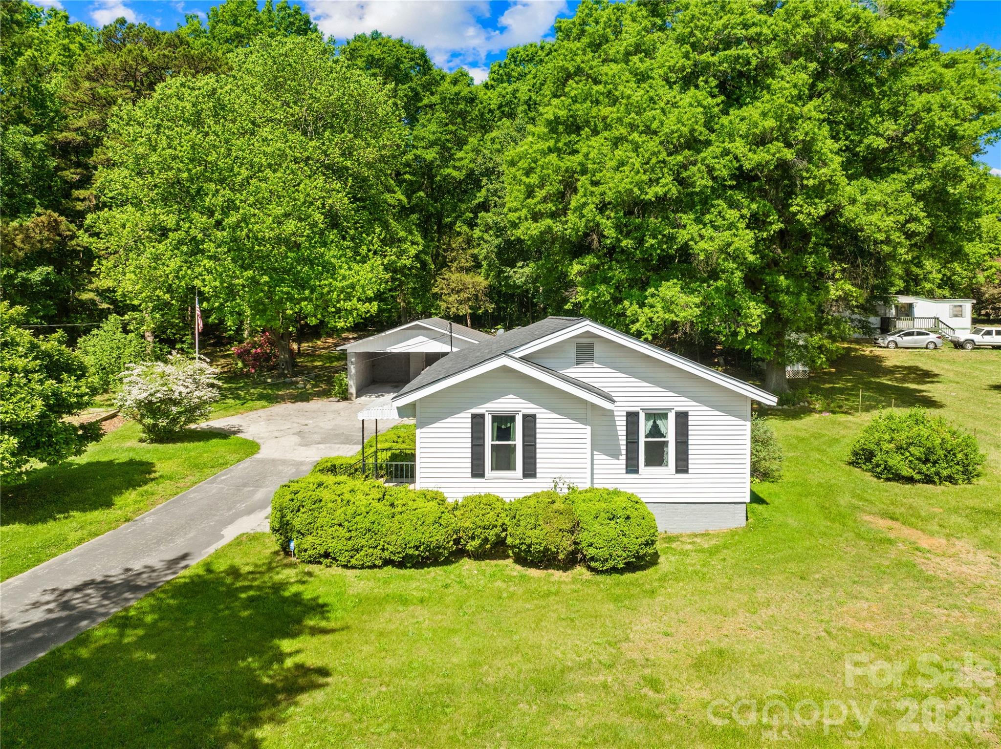213 Ledford Drive, Gastonia, NC. property listing photo