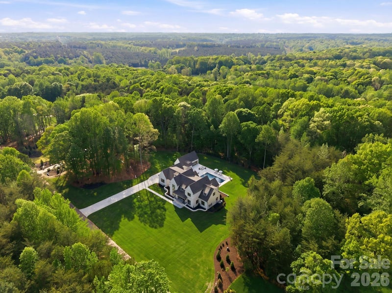 3035 Maple Way Drive, Davidson, NC - 5 beds, 6.5 baths, 5,918 sqft - $4,395,000